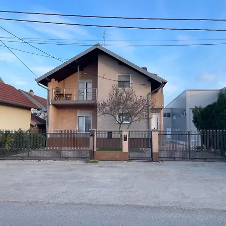 Deluxe Magnolia 2 * Beograd