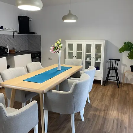 Deluxe Magnolia 2 Apartment